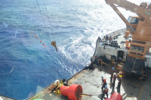 Listening to the deep, foto: Coast Guard news