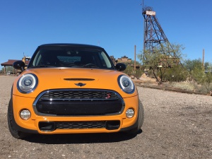 2016_MINI_Cooper_S_F