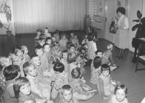 Děti ve školce při výuce o V. I. Leninovi, foto: archiv autorky