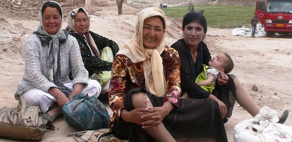 Uighur women by mikepryan