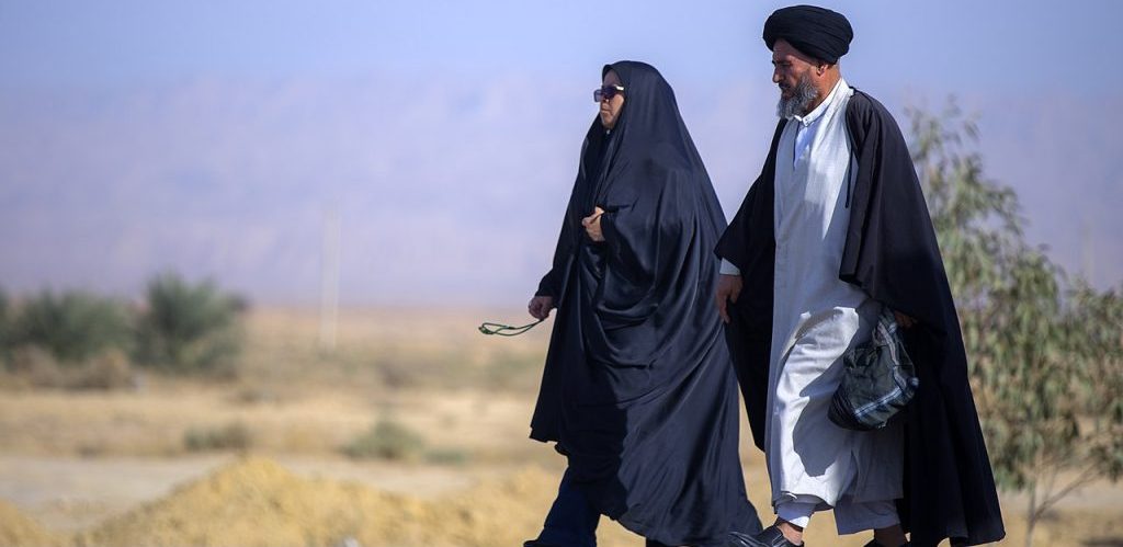 Women on the Arbaeen Walk Mehran city by Mostafameraji