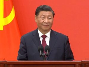 中共中央总书记习近平在二十届中共中央政治局常委同中外记者见面会上讲话 China News Service