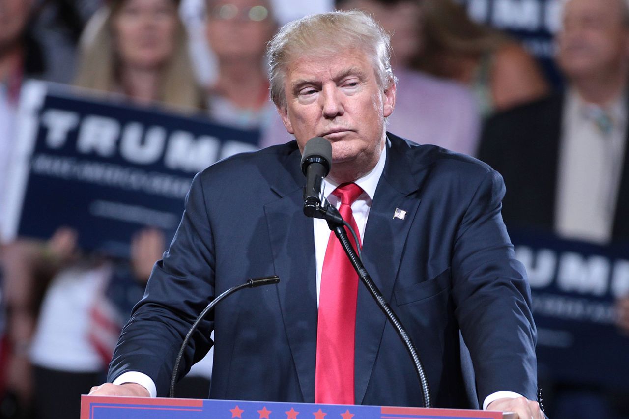 Donald Trump speaking with supporters by Gage Skidmore