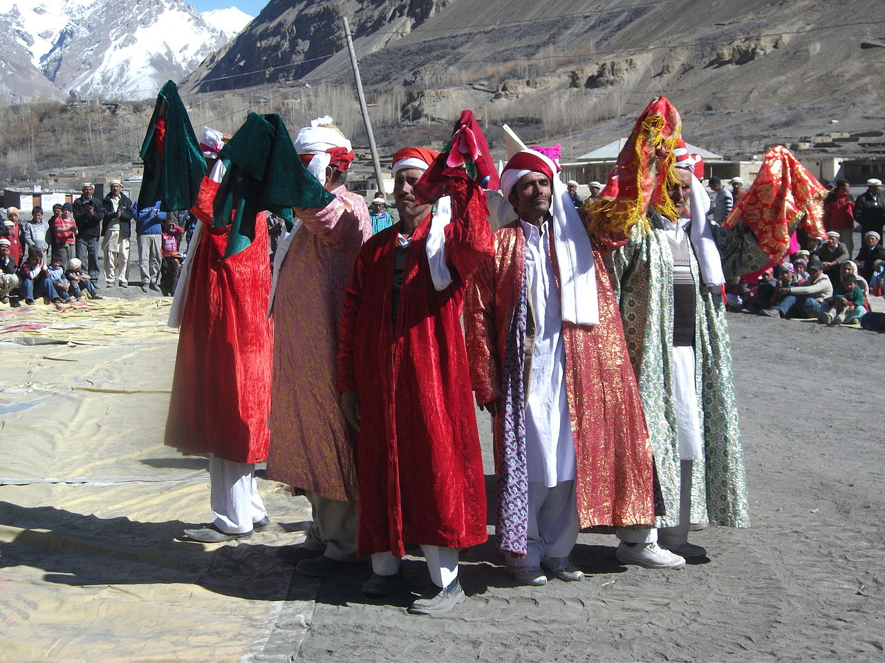 Karavana Hedvábné stezky, kulturní představení z údolí Shimshal, Spiture