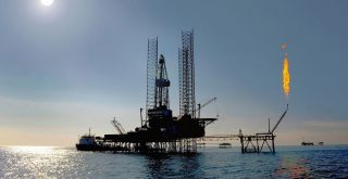 Jack up rig in the caspian sea e1463321890331