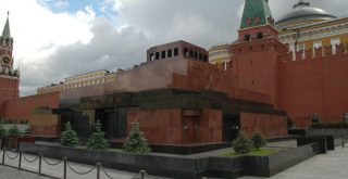 Lenins mausoleum 2 e1466004522302