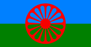 Flag of the Romani people e1466183838387