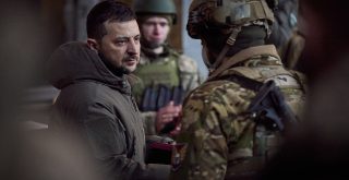 President of Ukraine met with the Ukrainian military in Bakhmut and presented state awards President of Ukraine